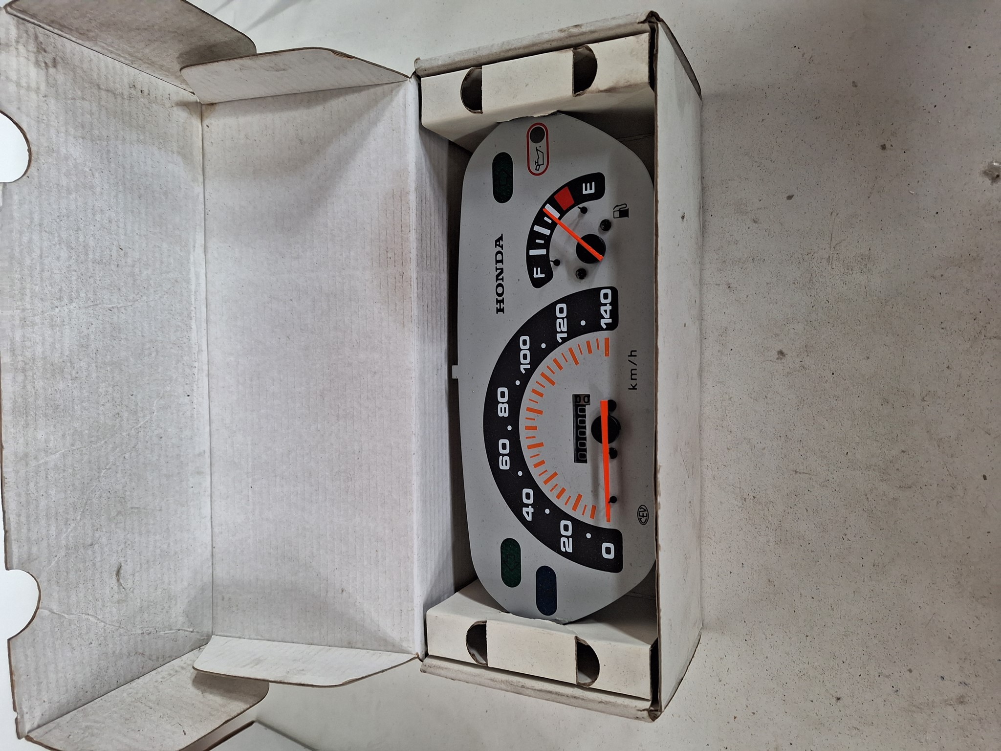 Picture of GESCHWINDIGKEITSMESSER  37210-KEE-910  SJ 100 T